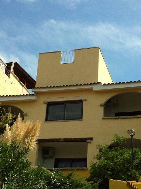 Giglio Apartment Vista Mare E Parcheggio Privato Порто-Ротондо Екстер'єр фото